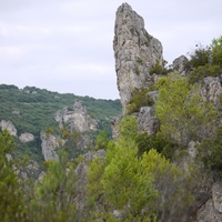 Photo de France - Le Cirque de Mourèze et le Lac du Salagou